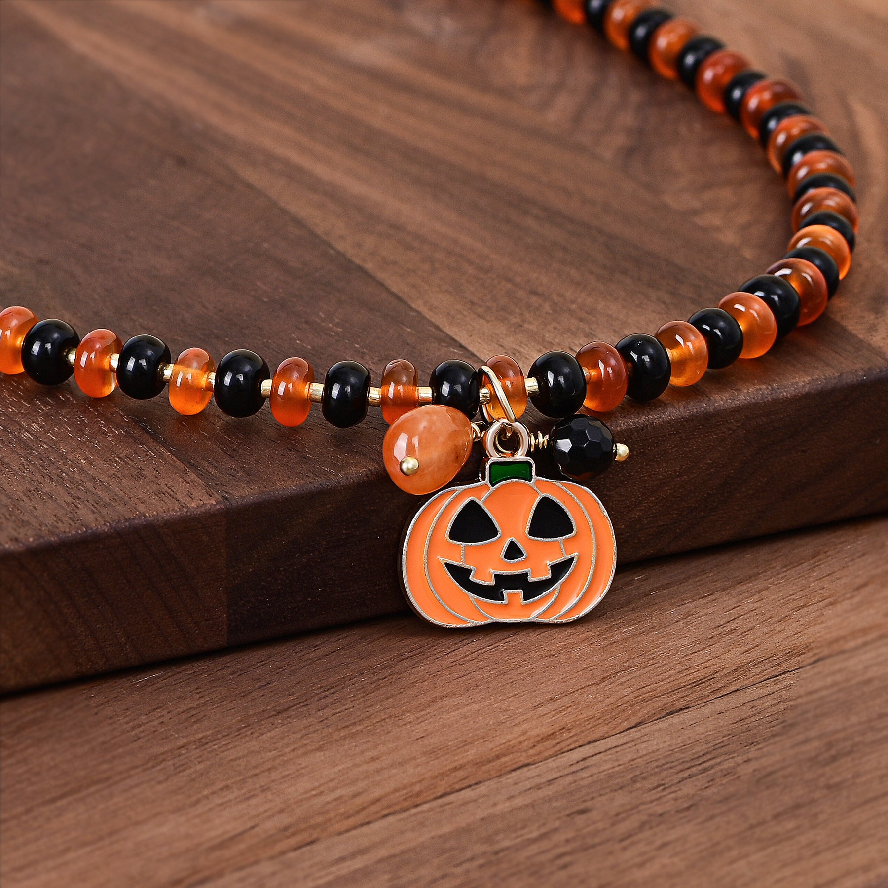Pumpkin Glow Halloween Necklace