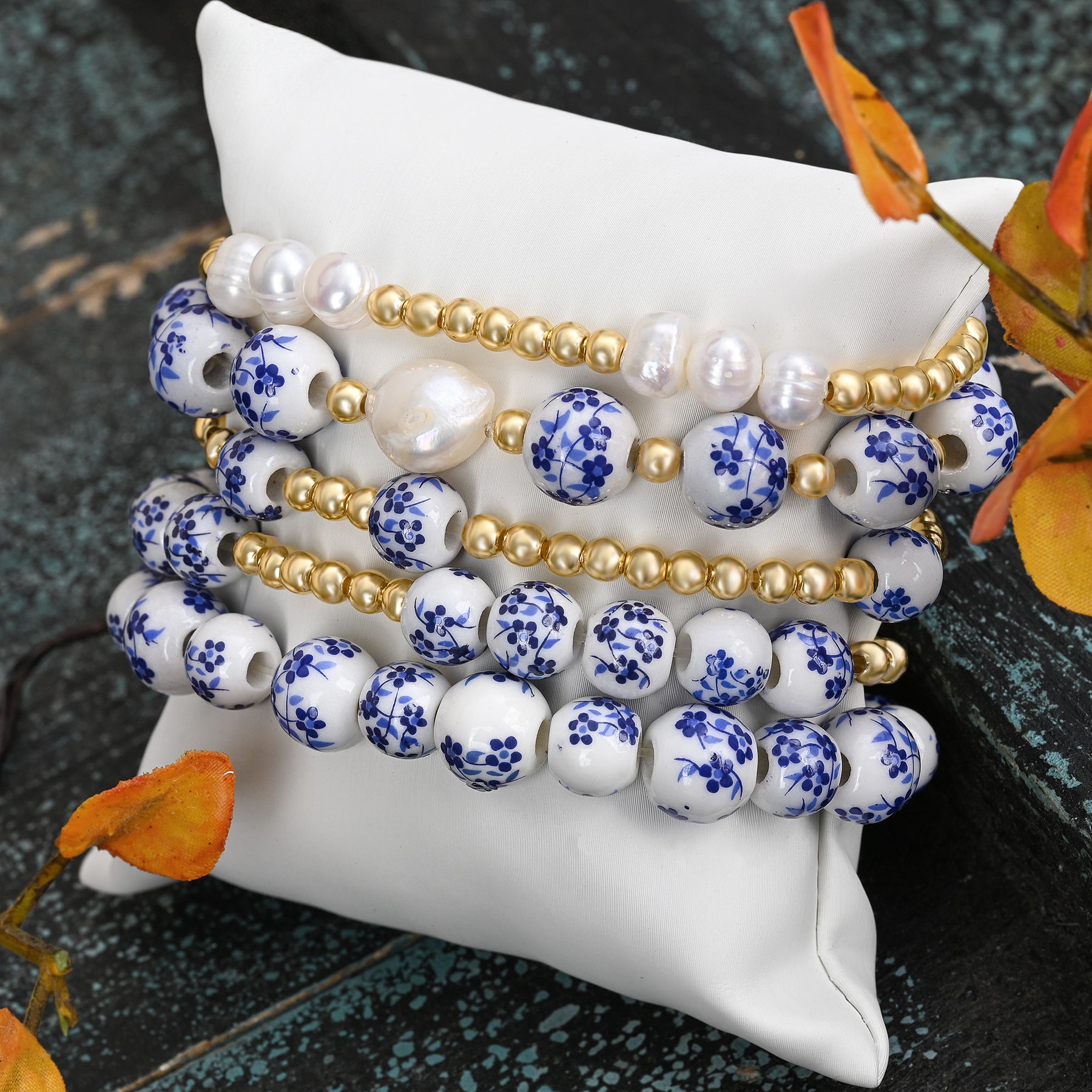 Azure Bloom Pearl Bracelet